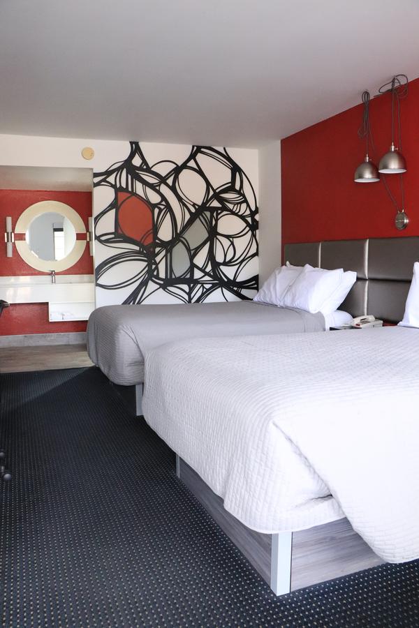 University Inn - thumb 27