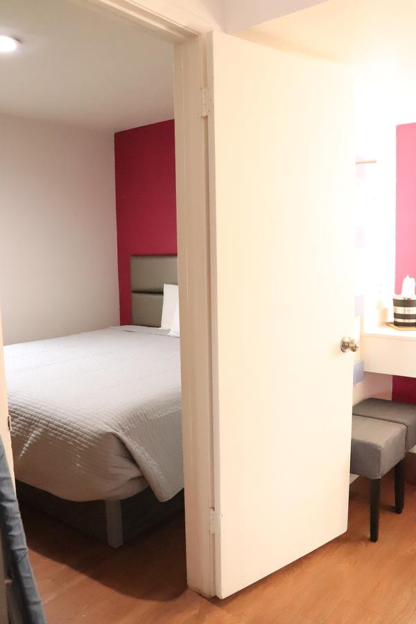 University Inn - thumb 11
