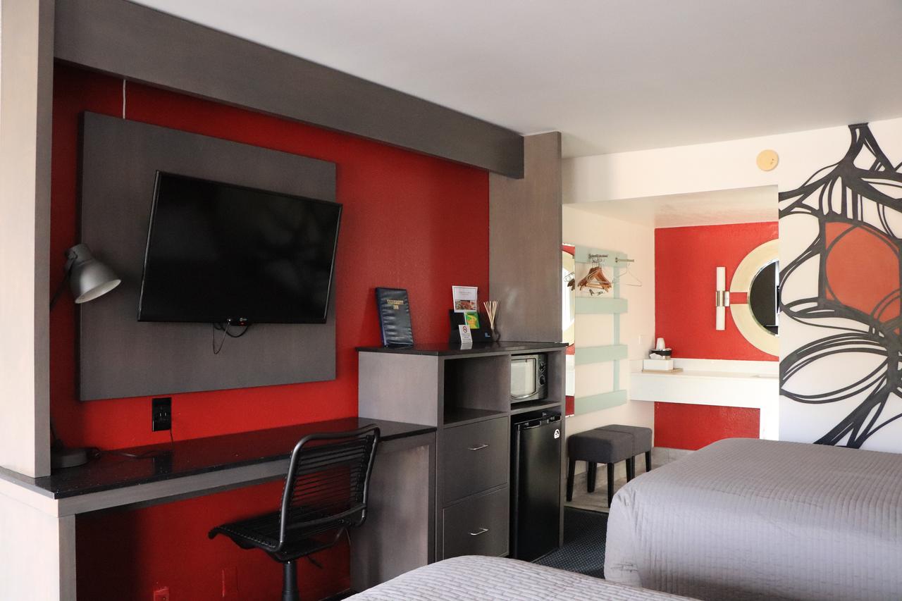 University Inn - thumb 25