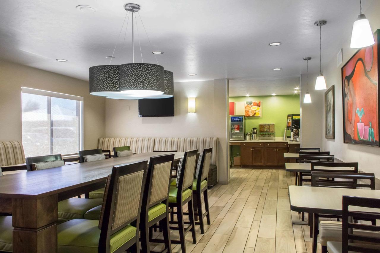 Comfort Suites At Tucson Mall - thumb 28
