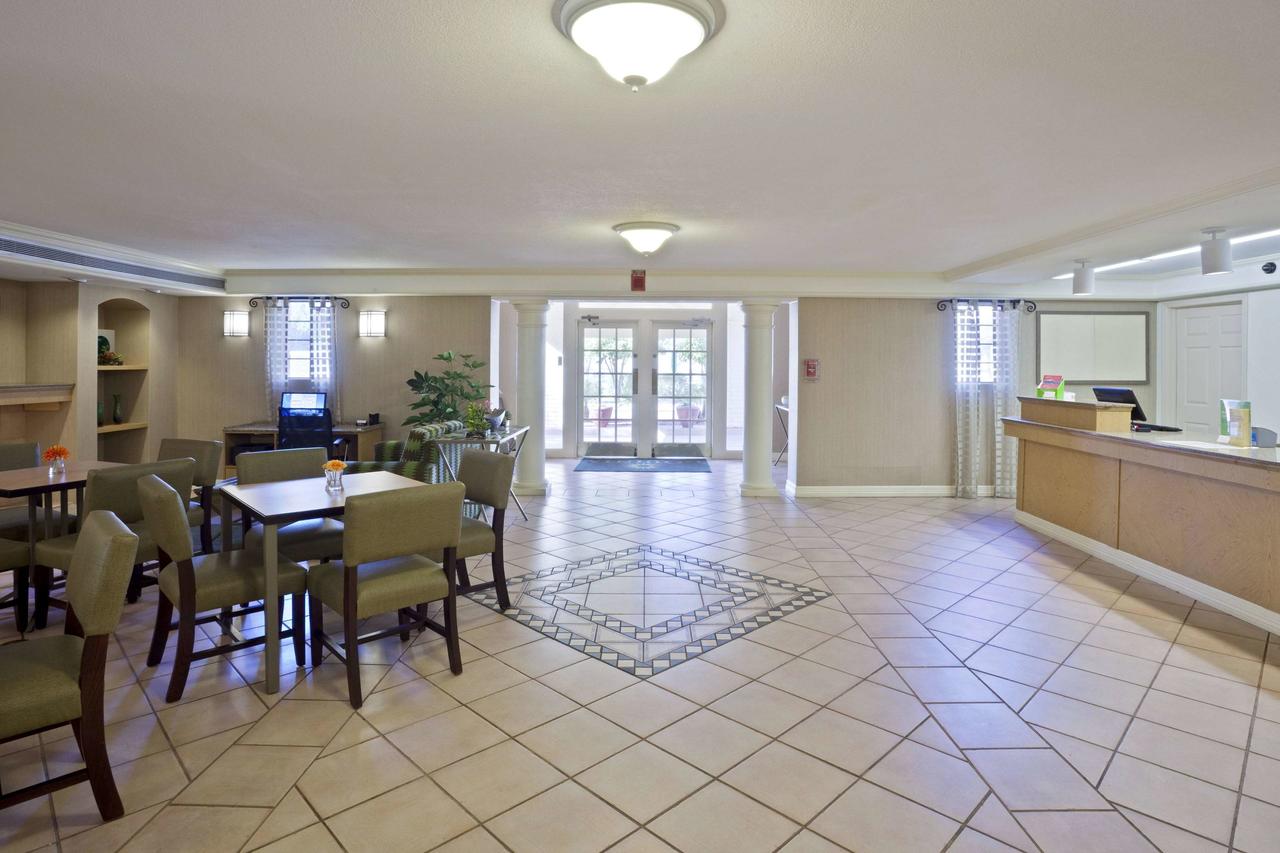La Quinta Inn By Wyndham Phoenix Sky Harbor Airport - thumb 22