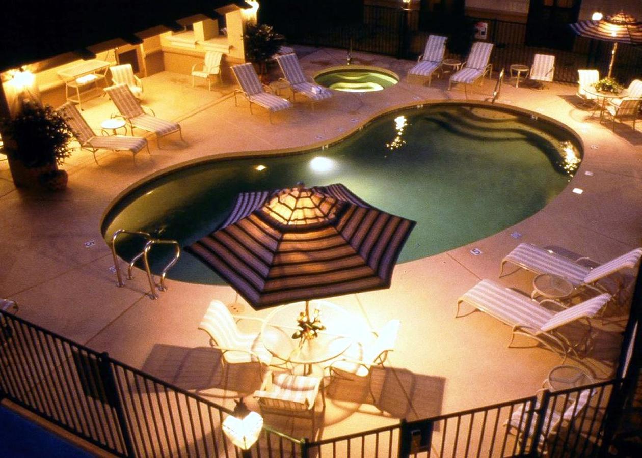 Hampton Inn & Suites Phoenix-Goodyear - thumb 5