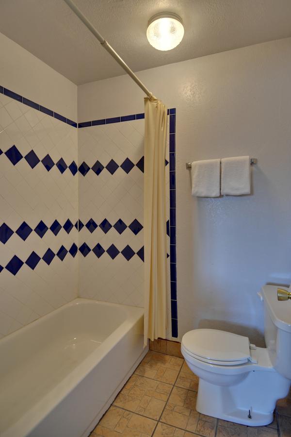 American Executive Inn Mesa - thumb 7