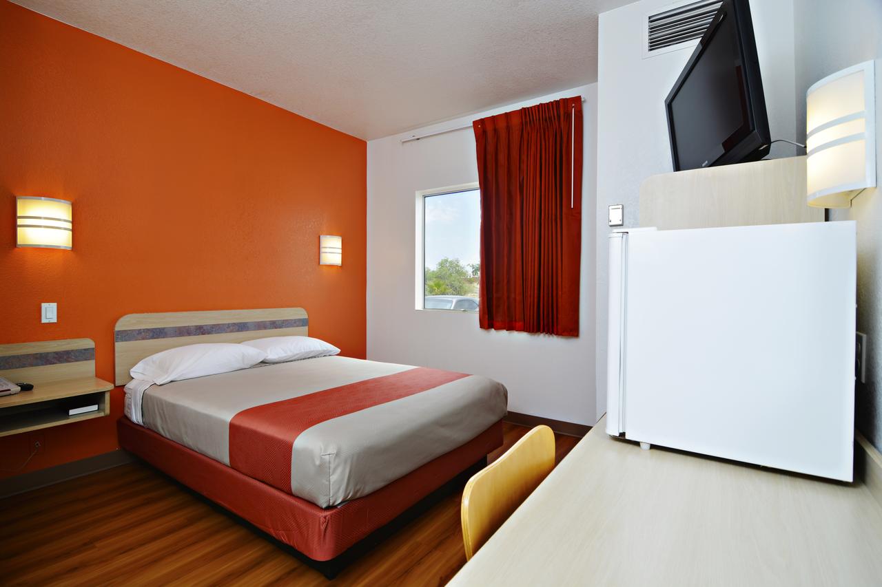 Motel 6 Benson - thumb 20