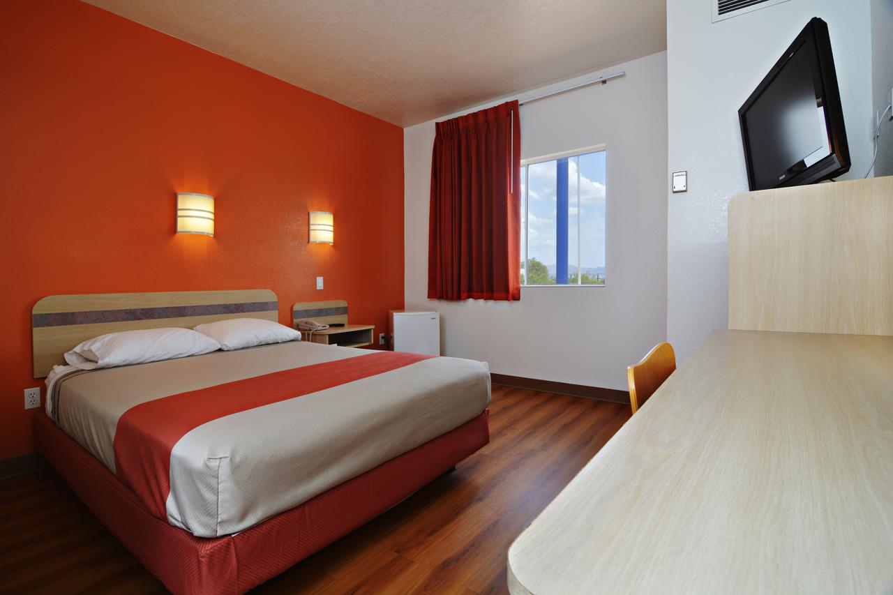 Motel 6 Benson - thumb 3