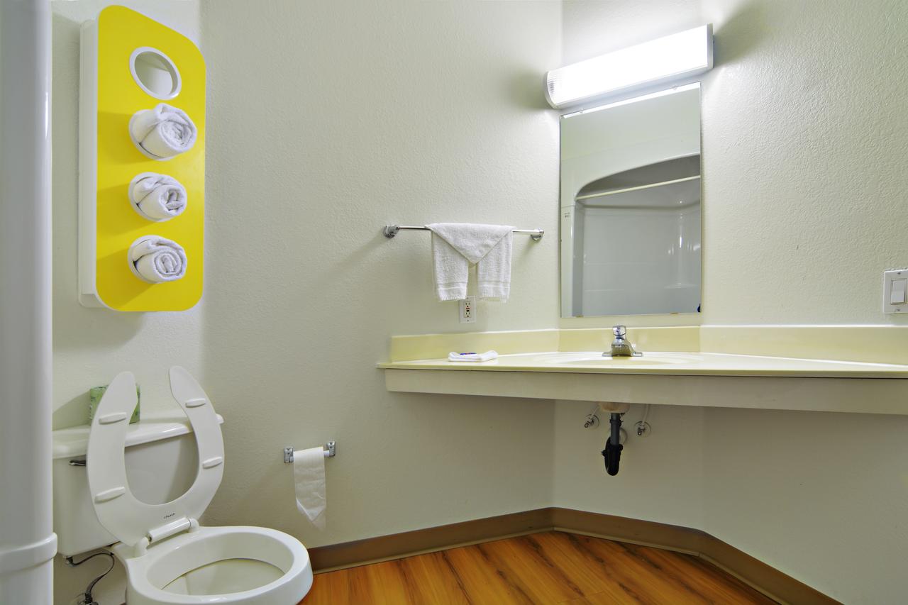 Motel 6 Benson - thumb 29