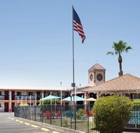 Howard Johnson by Wyndham Yuma - Accommodation Arizona