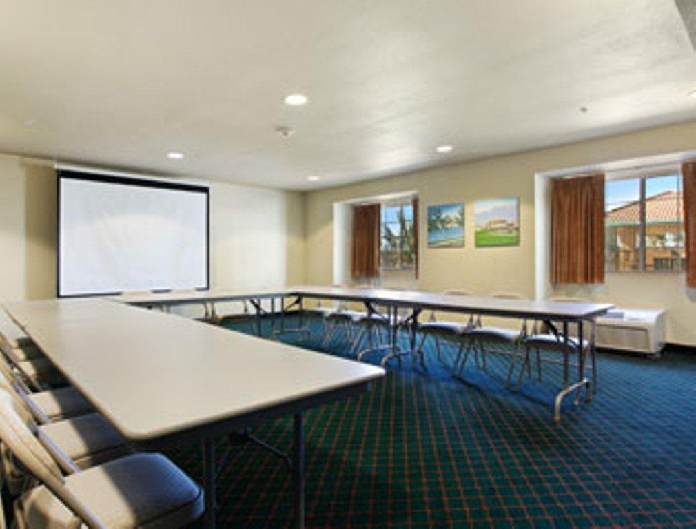 Microtel Inn & Suites By Wyndham Wellton - thumb 9