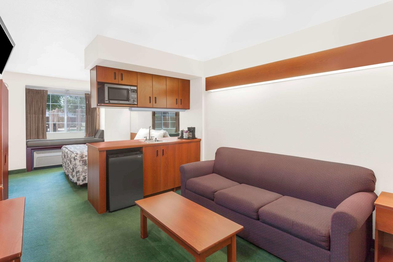 Microtel Inn & Suites By Wyndham Wellton - thumb 15
