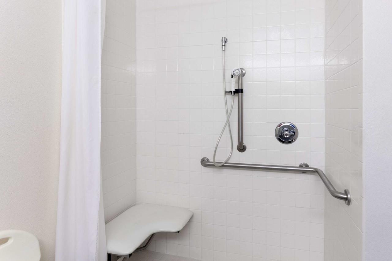 Microtel Inn & Suites By Wyndham Wellton - thumb 19