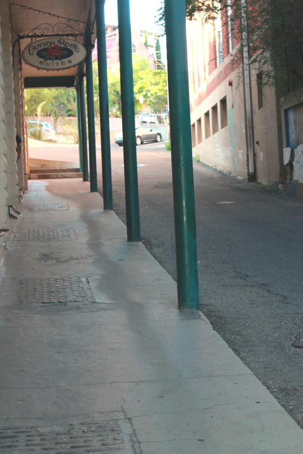 Canyon Rose Suites - thumb 17