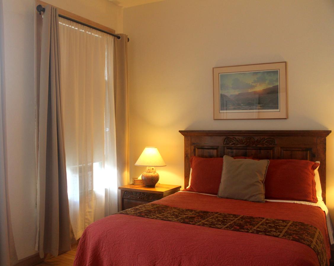 Canyon Rose Suites - thumb 8