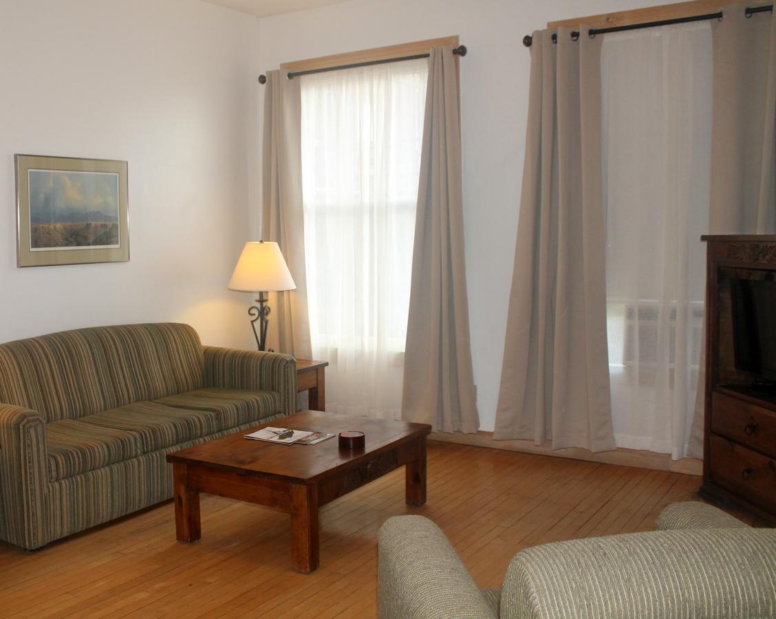 Canyon Rose Suites - thumb 9