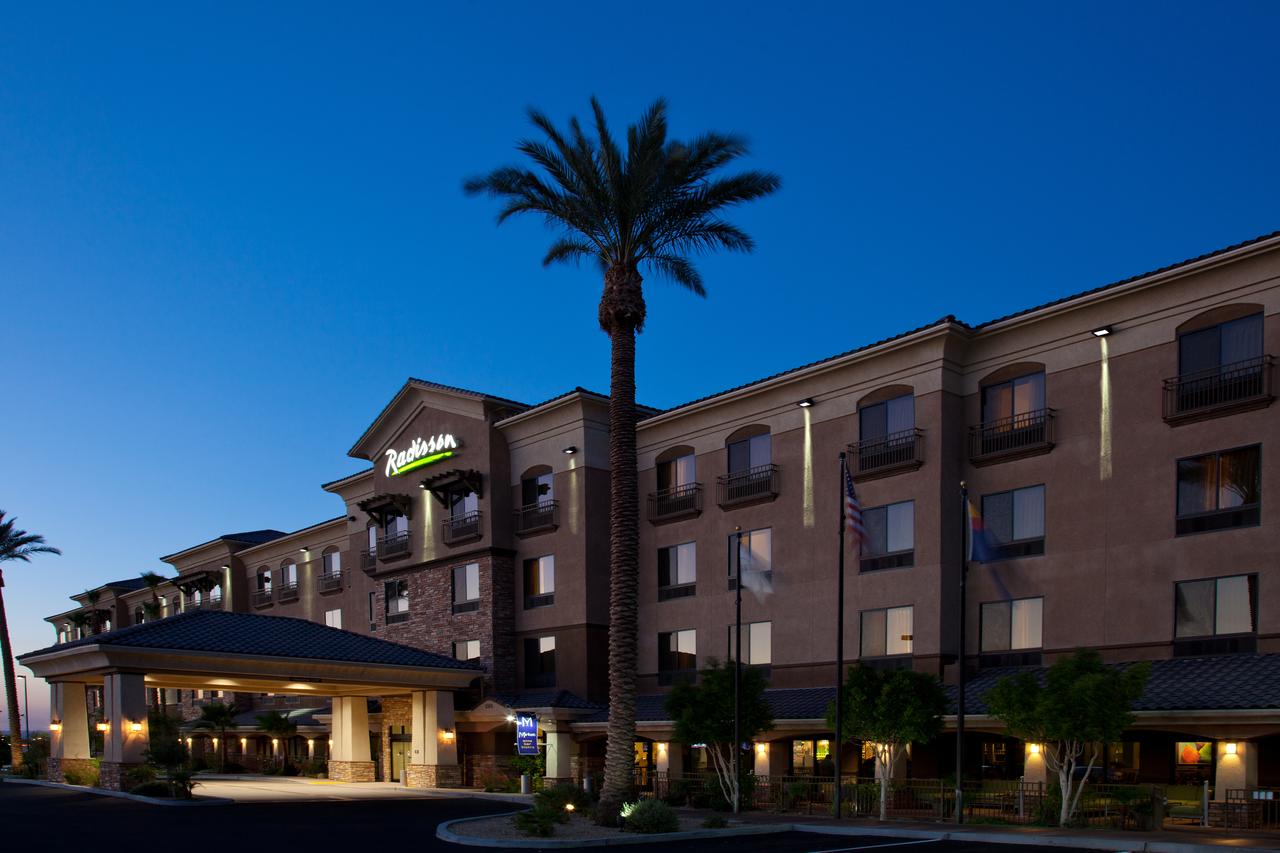 Radisson Hotel Yuma - thumb 0
