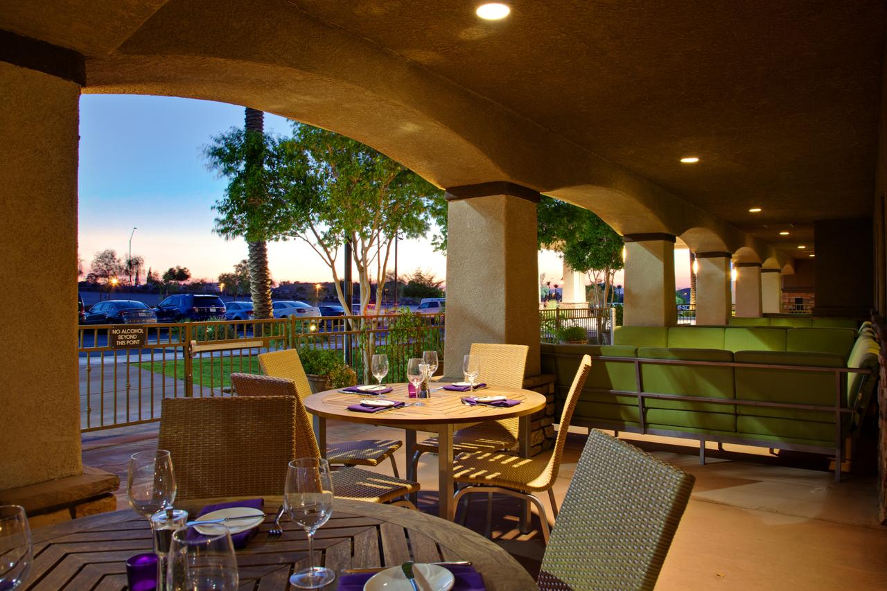 Radisson Hotel Yuma - thumb 4