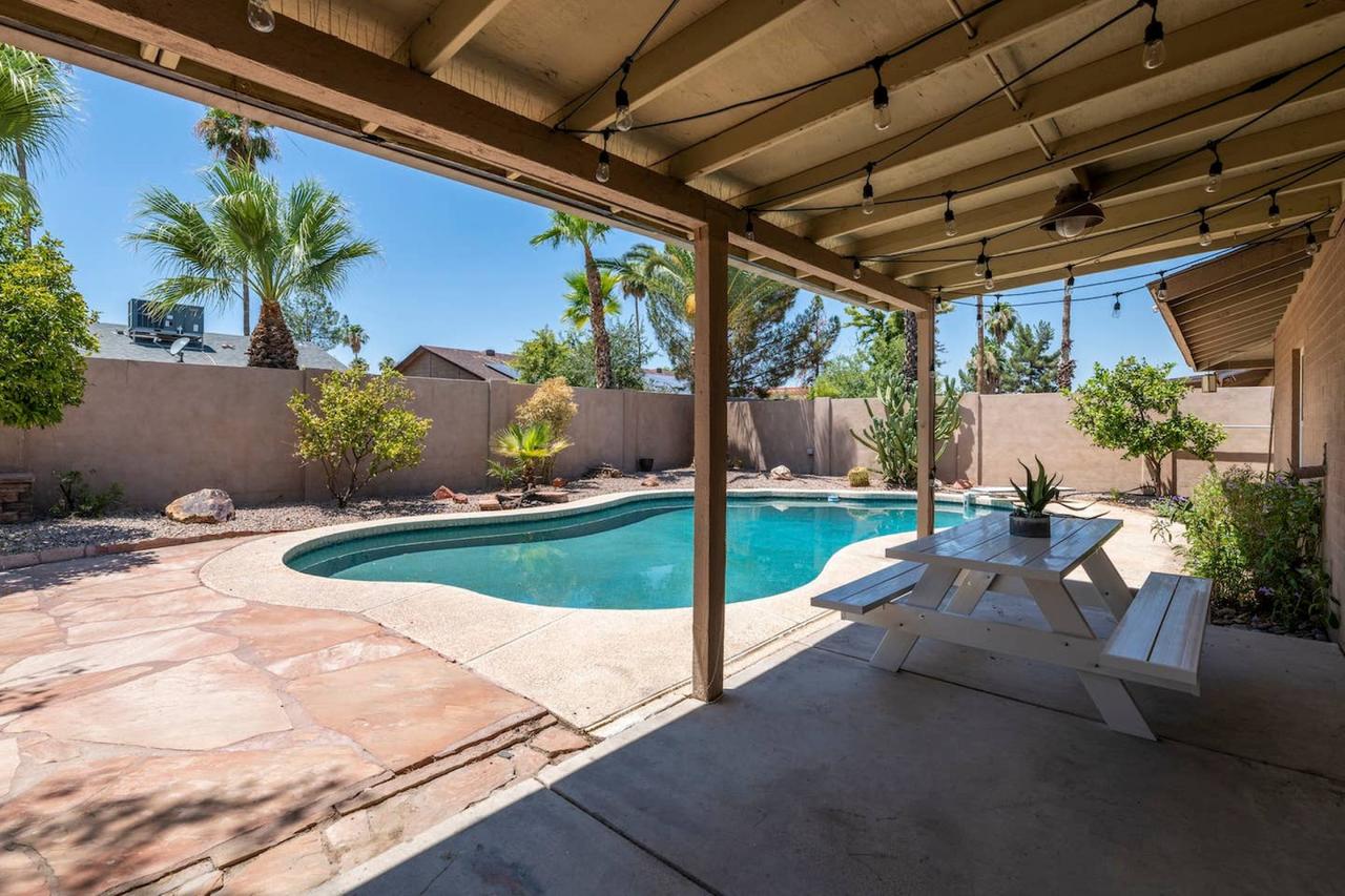 3BR Home In Mesa With Pool By WanderJaunt - thumb 9