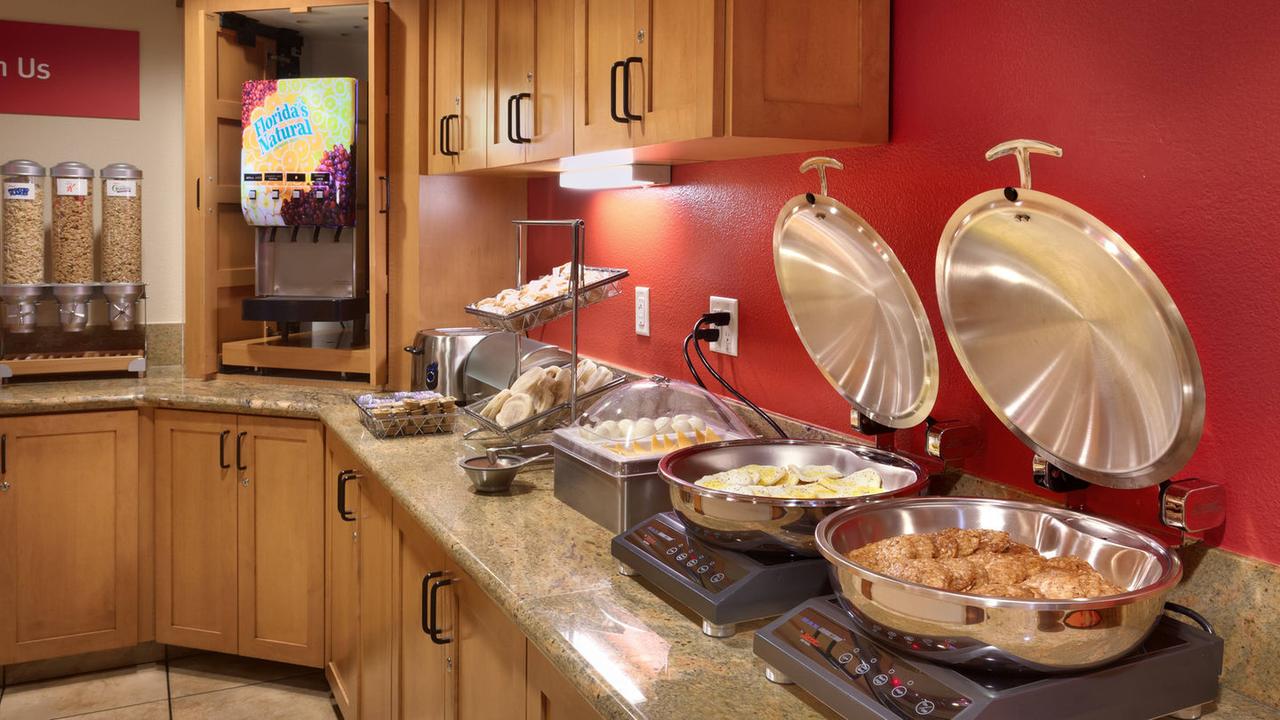 TownePlace Suites Yuma - thumb 15