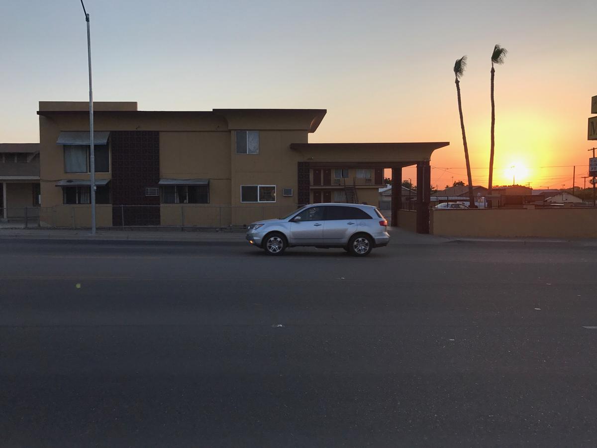 Regalodge Motel - thumb 0