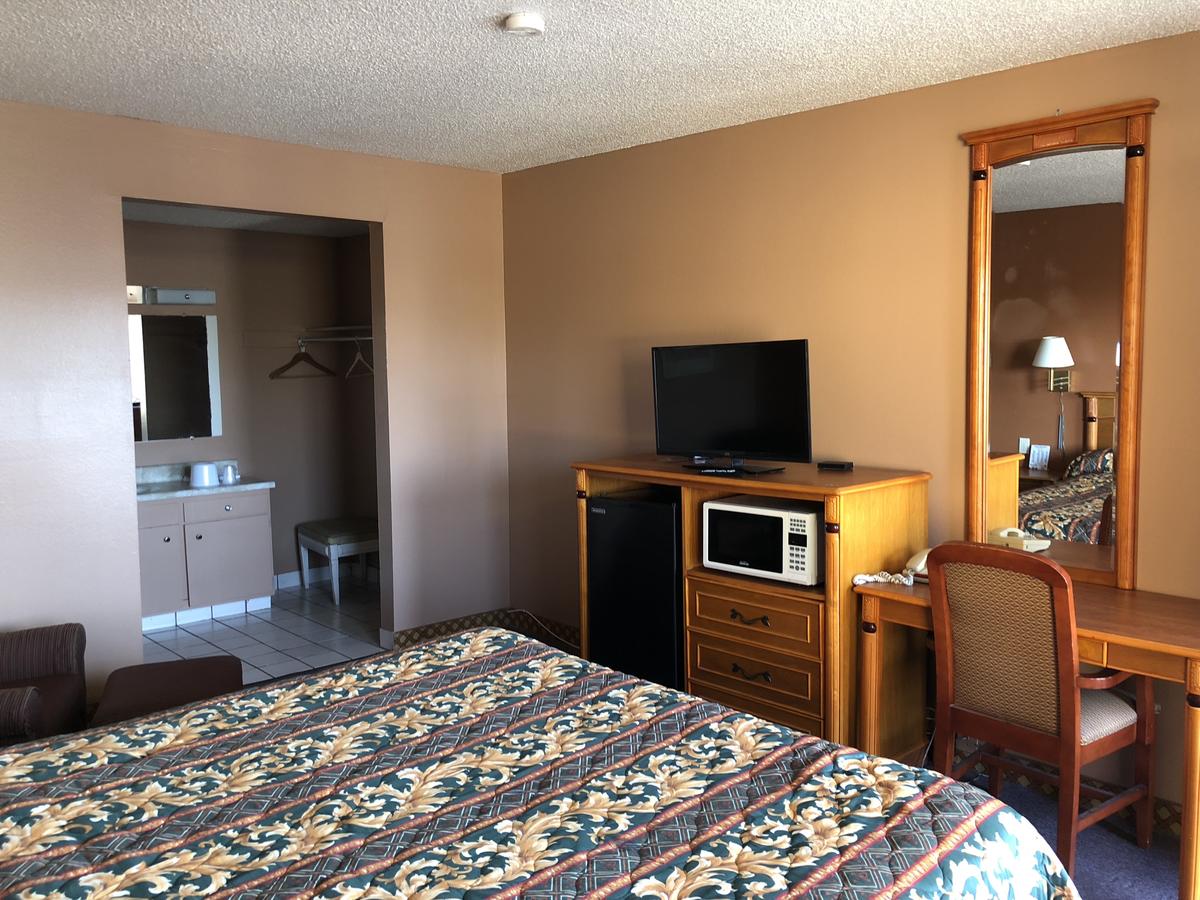 Regalodge Motel - thumb 5
