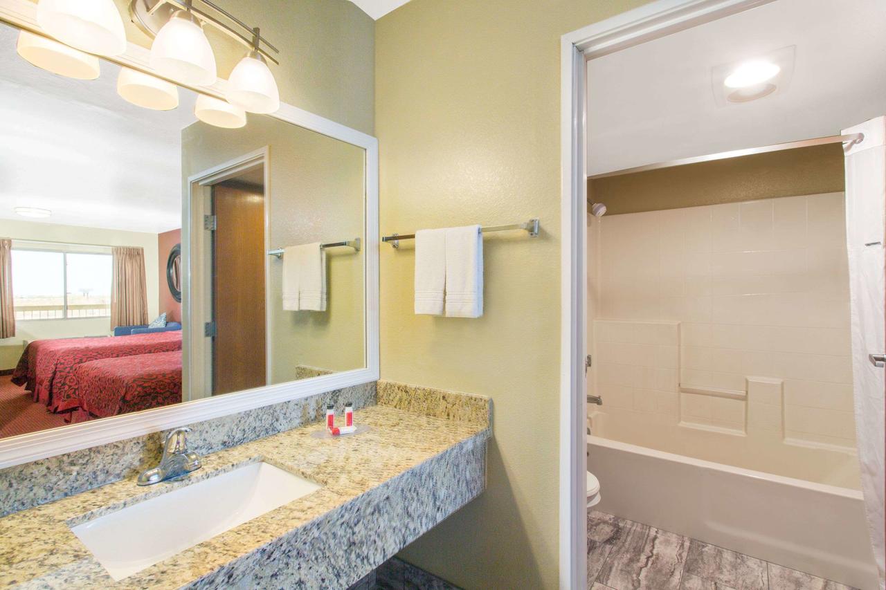 Days Inn By Wyndham Buckeye - thumb 12