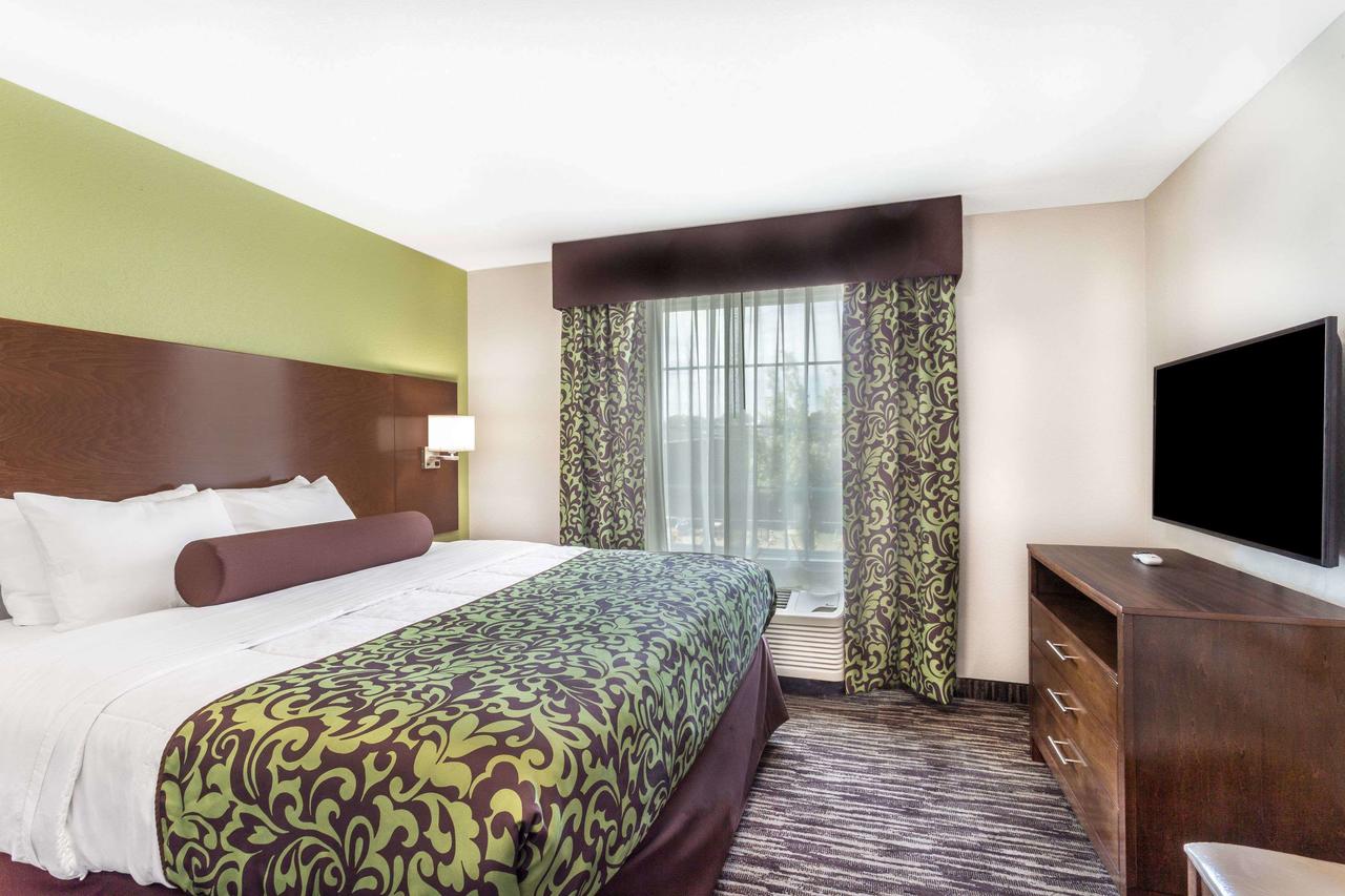 Comfort Inn & Suites - thumb 10