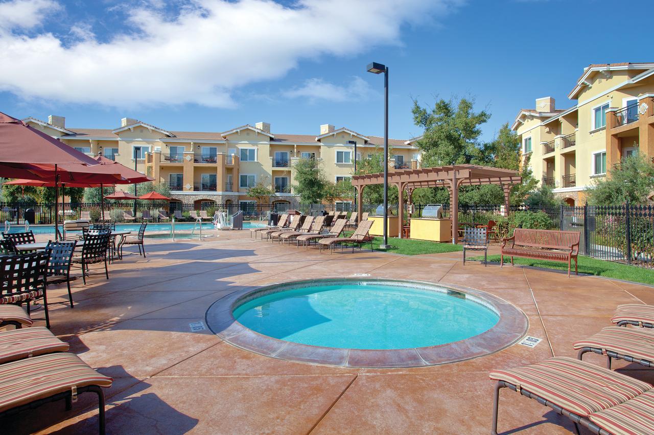 Vino Bello Resort - thumb 0