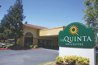 Booking Hayward Accommodation Arizona