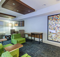 Holiday Inn Express Elk Grove Central-Sacramento - Accommodation Arizona