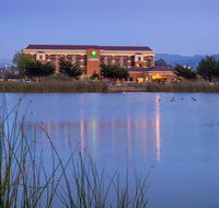 Holiday Inn Express at Monterey Bay - Accommodation Arizona