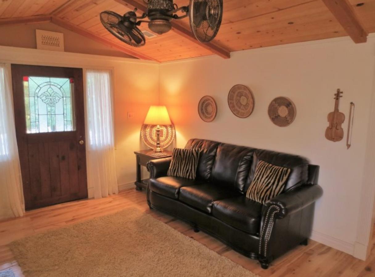 Rock House - thumb 3