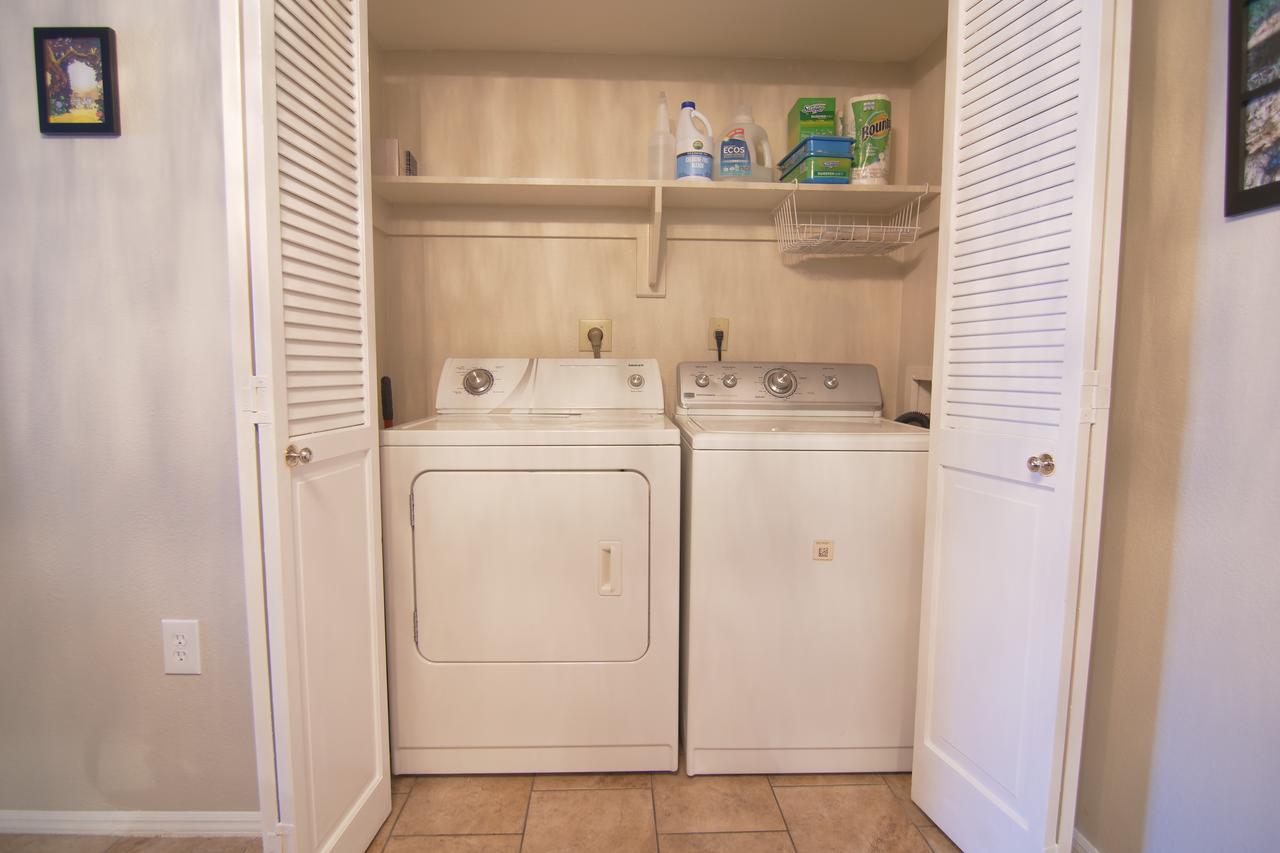 Cupcakes And Roses Condo - thumb 13