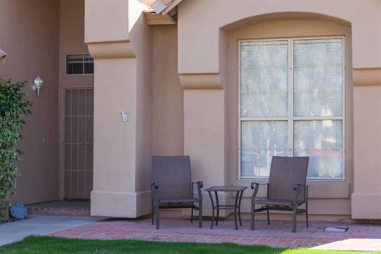 4 BR Ocotillo Home, Billiards, Golf & Lake Views - thumb 28