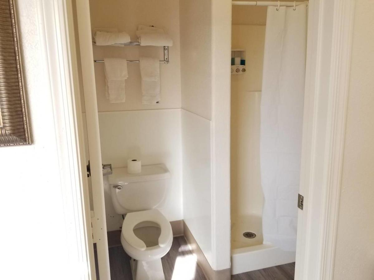 Affordable Retreat Sleeps 8 Near Grand Canyon - thumb 5