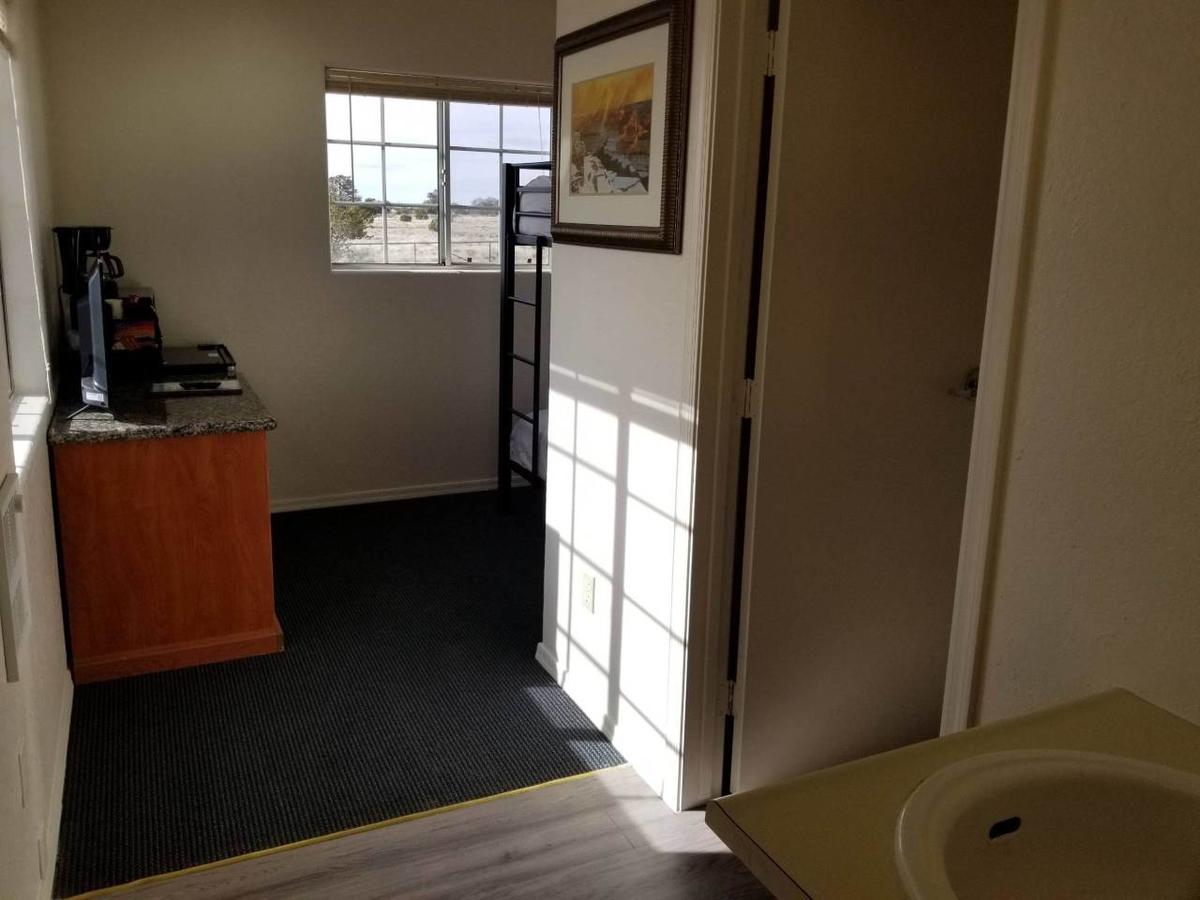 Affordable Retreat Sleeps 8 Near Grand Canyon - thumb 9