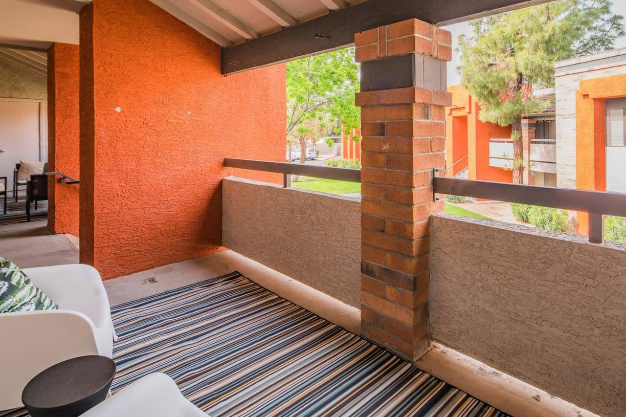 Luxe 2BR Near ASU With Pool #221 By WanderJaunt - thumb 8