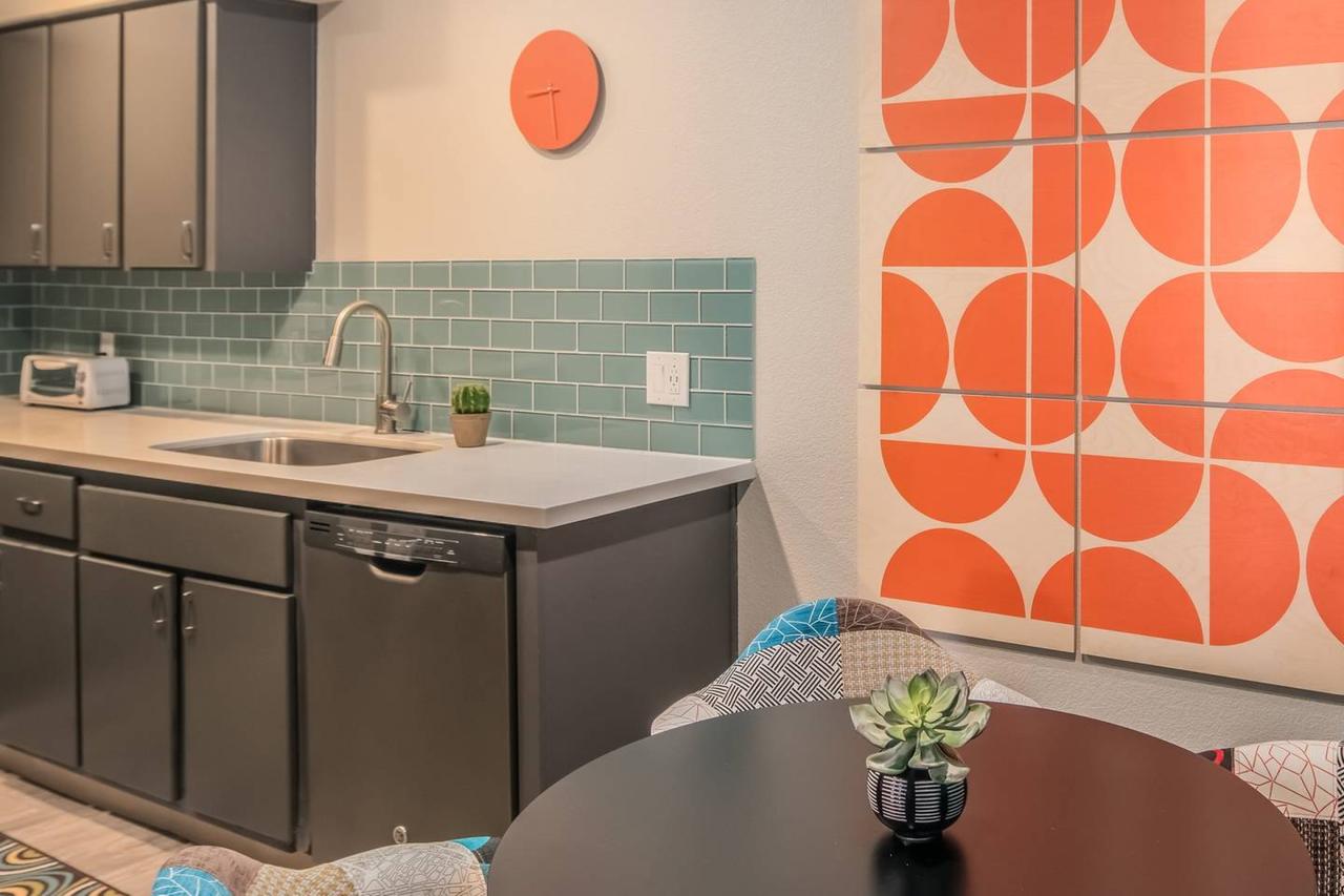 Luxe 2BR Near ASU With Pool #221 By WanderJaunt - thumb 24