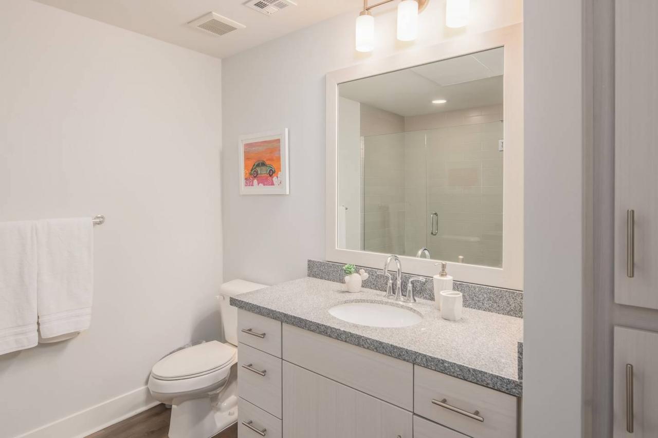 2BR | Heated Pool | Gym #3027 By WanderJaunt - thumb 5