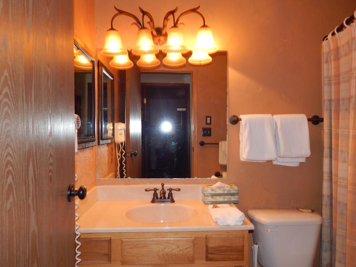 Beaver Village Condominiums - thumb 11