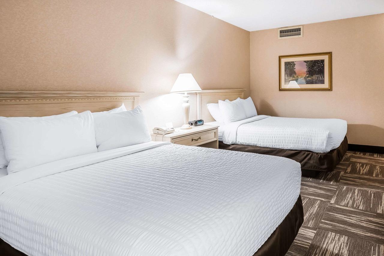 Clarion Inn Grand Junction - thumb 28