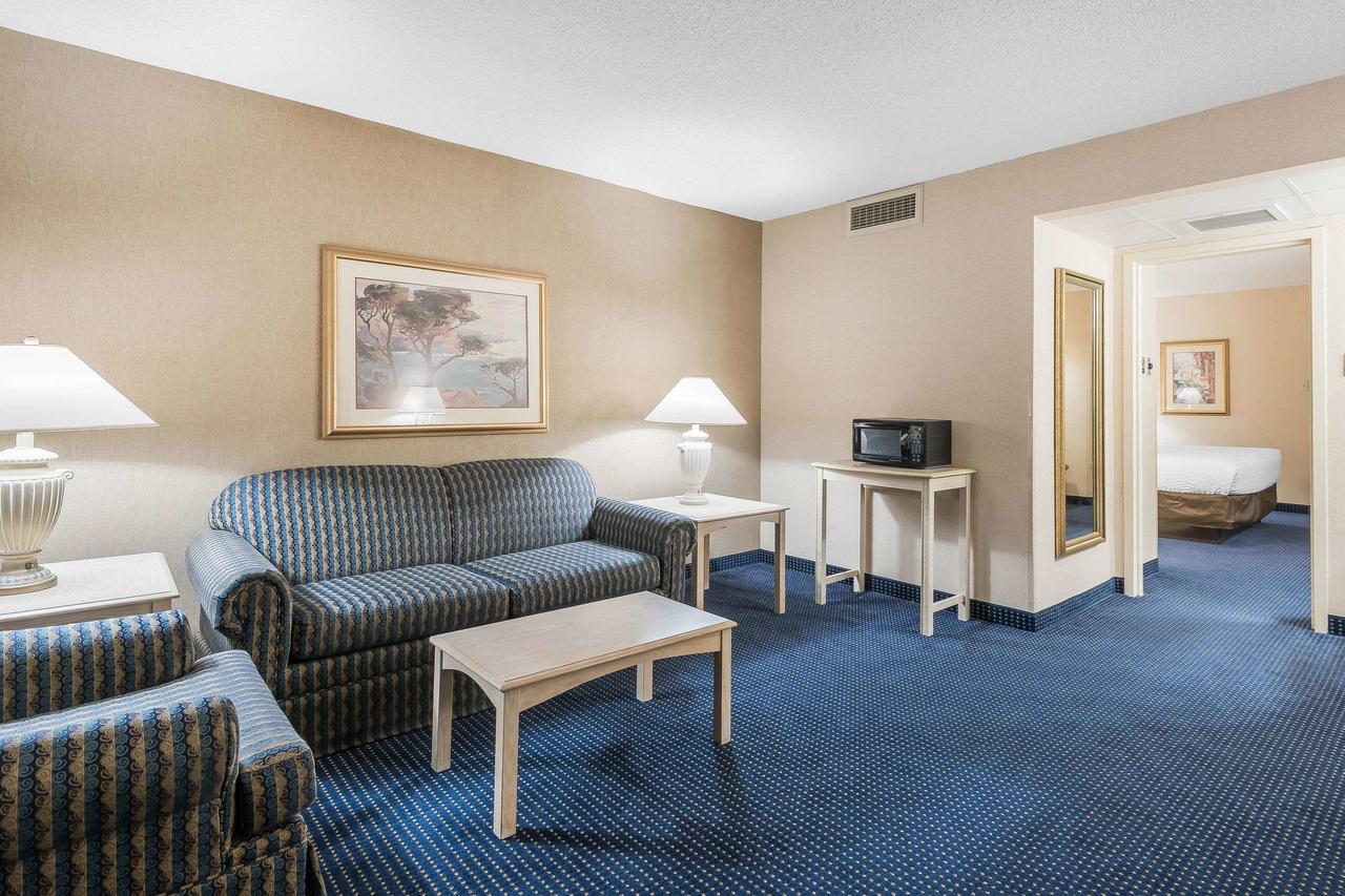 Clarion Inn Grand Junction - thumb 40