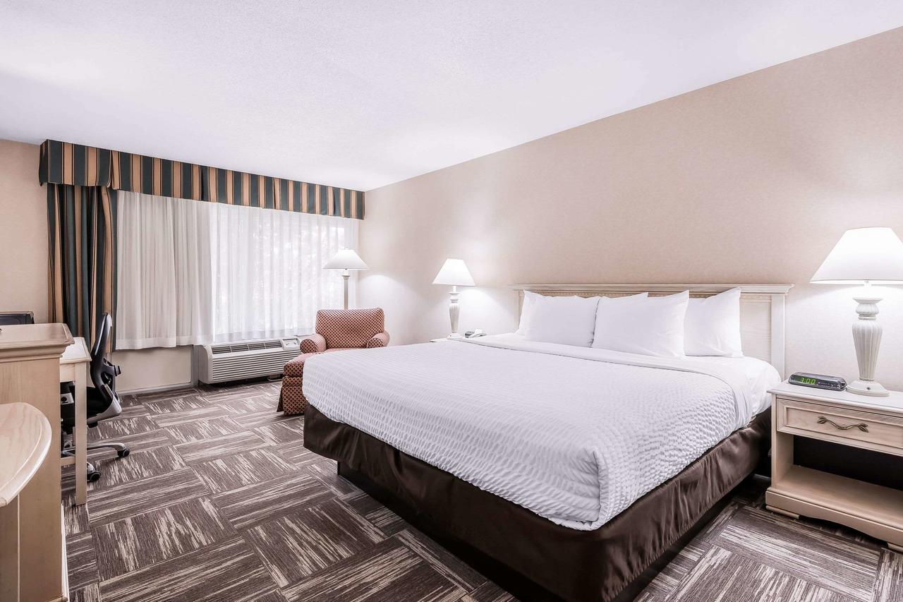 Clarion Inn Grand Junction - thumb 24