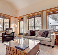 Penthouse 2796 Slopeside Ski In Ski Out Condo - Accommodation Arizona