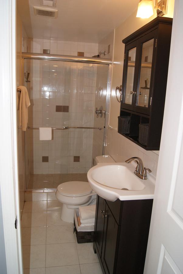 Chic Downtown In-Law Suite - thumb 5