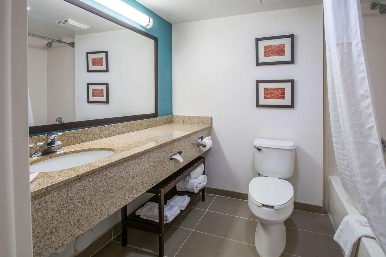 Comfort Inn & Suites Fort Lauderdale West Turnpike - thumb 27