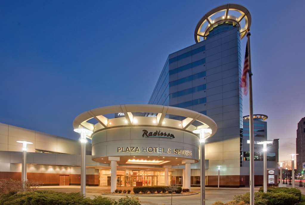 Radisson Plaza Hotel At Kalamazoo Center - thumb 0