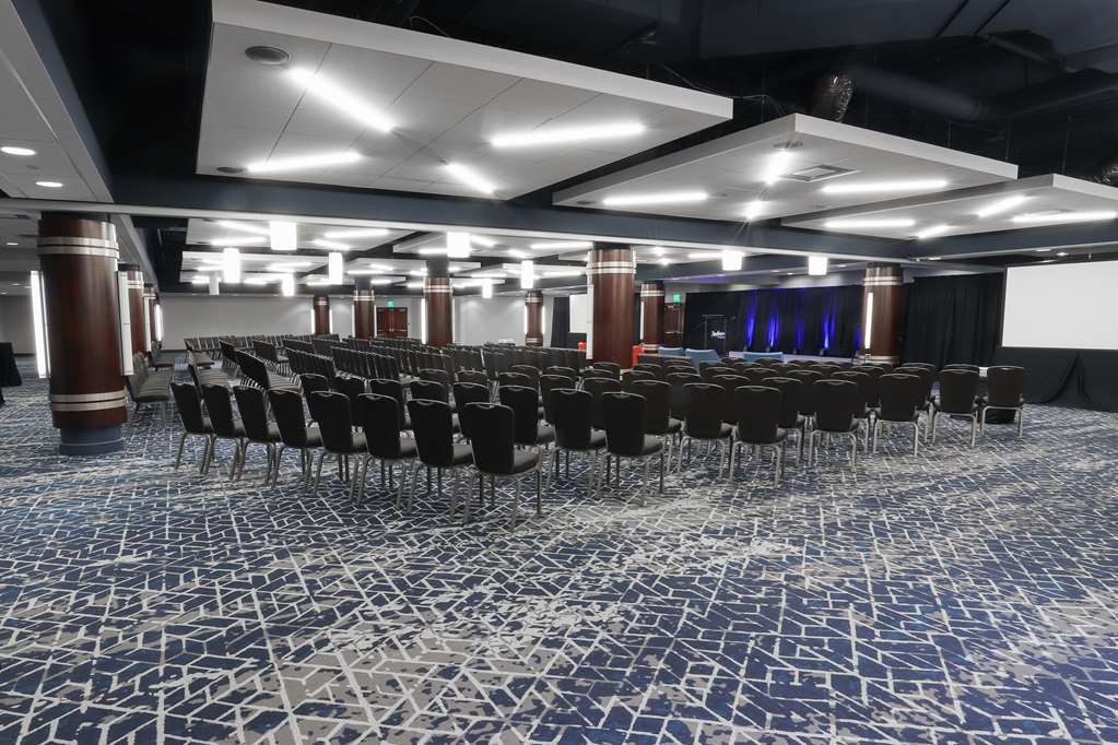 Radisson Plaza Hotel At Kalamazoo Center - thumb 7