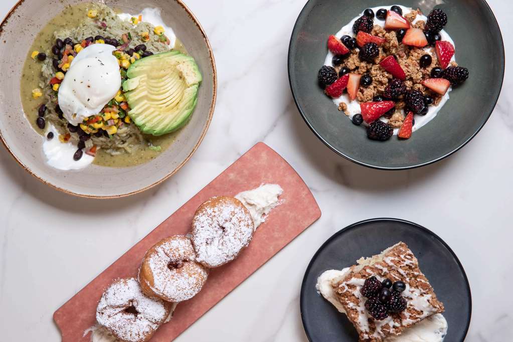 Radisson Plaza Hotel At Kalamazoo Center - thumb 9