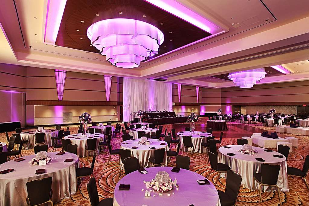 Radisson Plaza Hotel At Kalamazoo Center - thumb 17