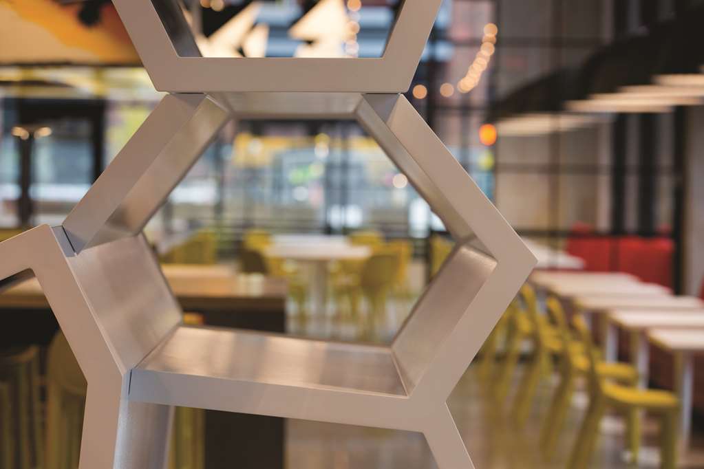 Radisson Red Minneapolis Downtown - thumb 3