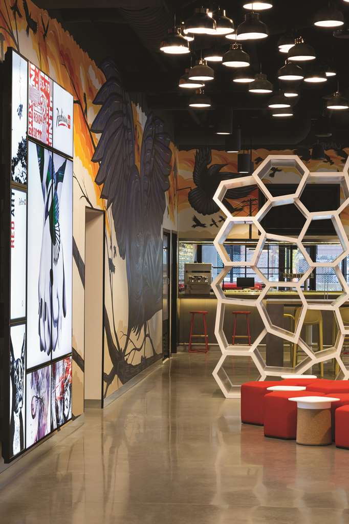 Radisson Red Minneapolis Downtown - thumb 4